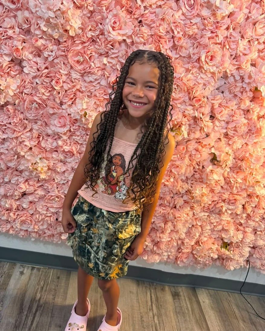Kids knotless braids with curly ends